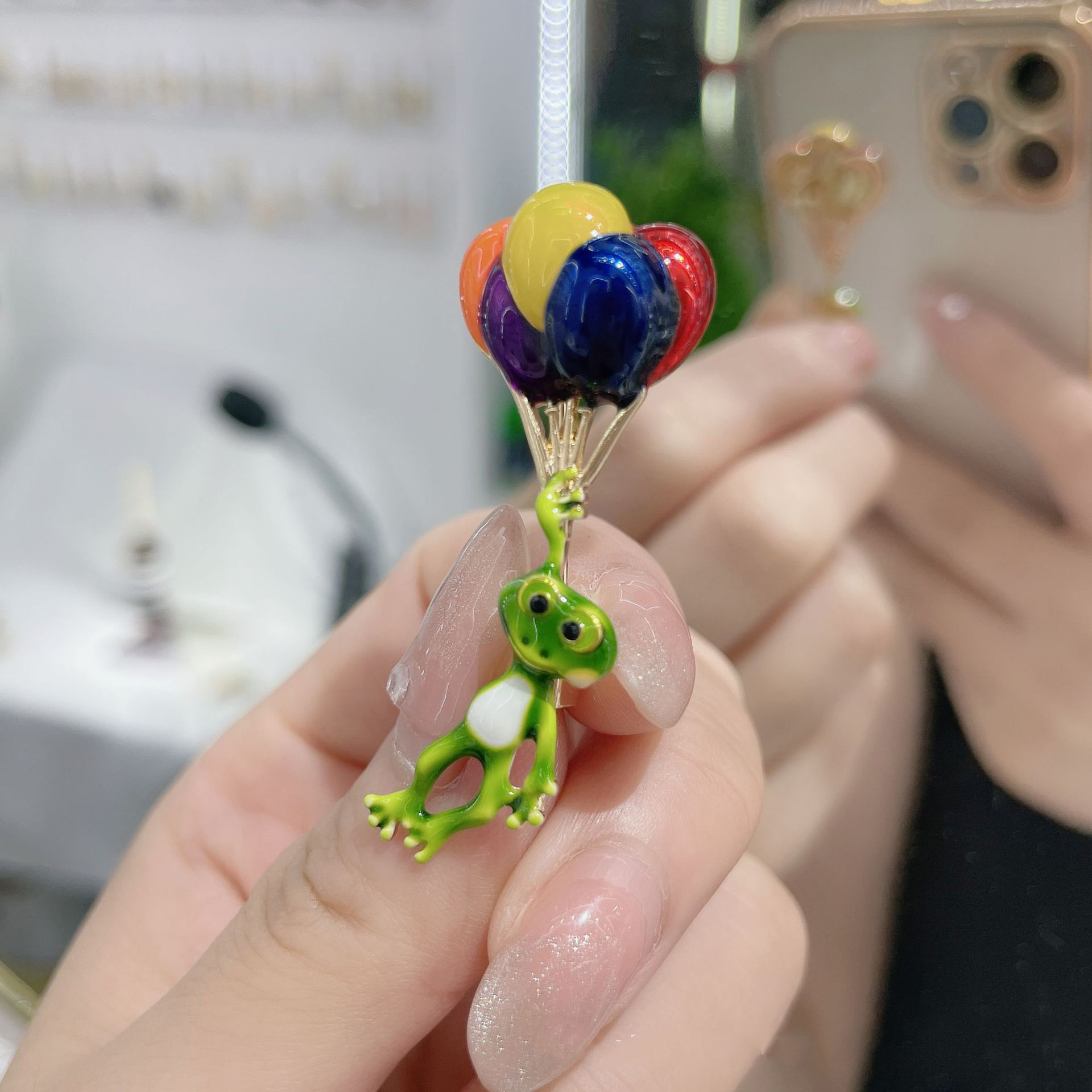 Embroidery Bali - Vivid Frog Holding Colorful Balloon Cycling
